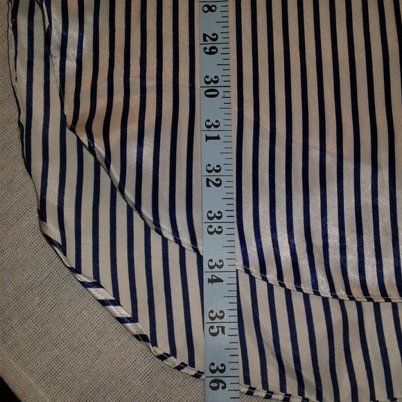 Victoria`s Secret Button Down Sleep Shirt - Large - Picture 8 of 13